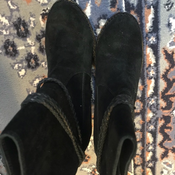 NWOT Splendid Suede Black Fall Booties - Picture 3 of 3